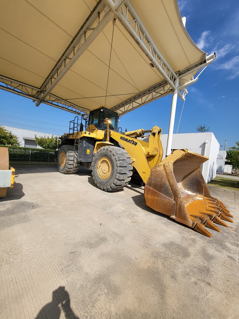 Komatsu WA600-6 Wheel Loader – Year: 2011.