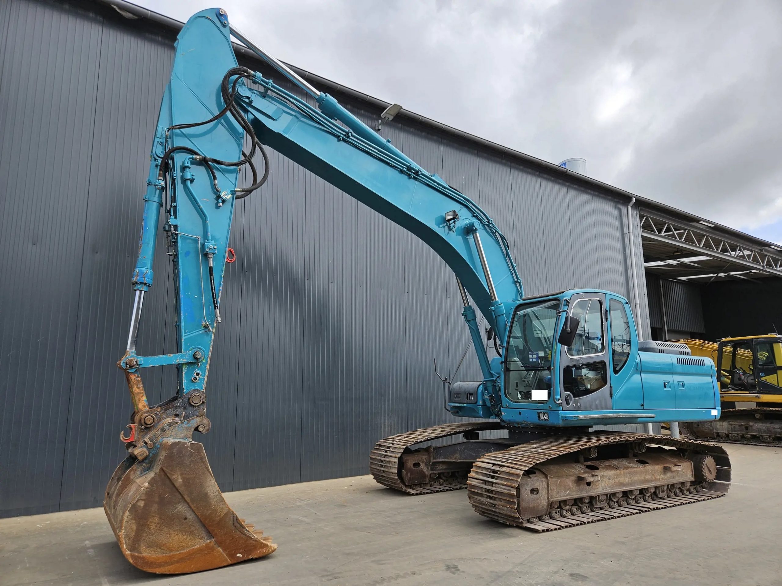 DOOSAN DX255LC Excavator – Year: 2008.