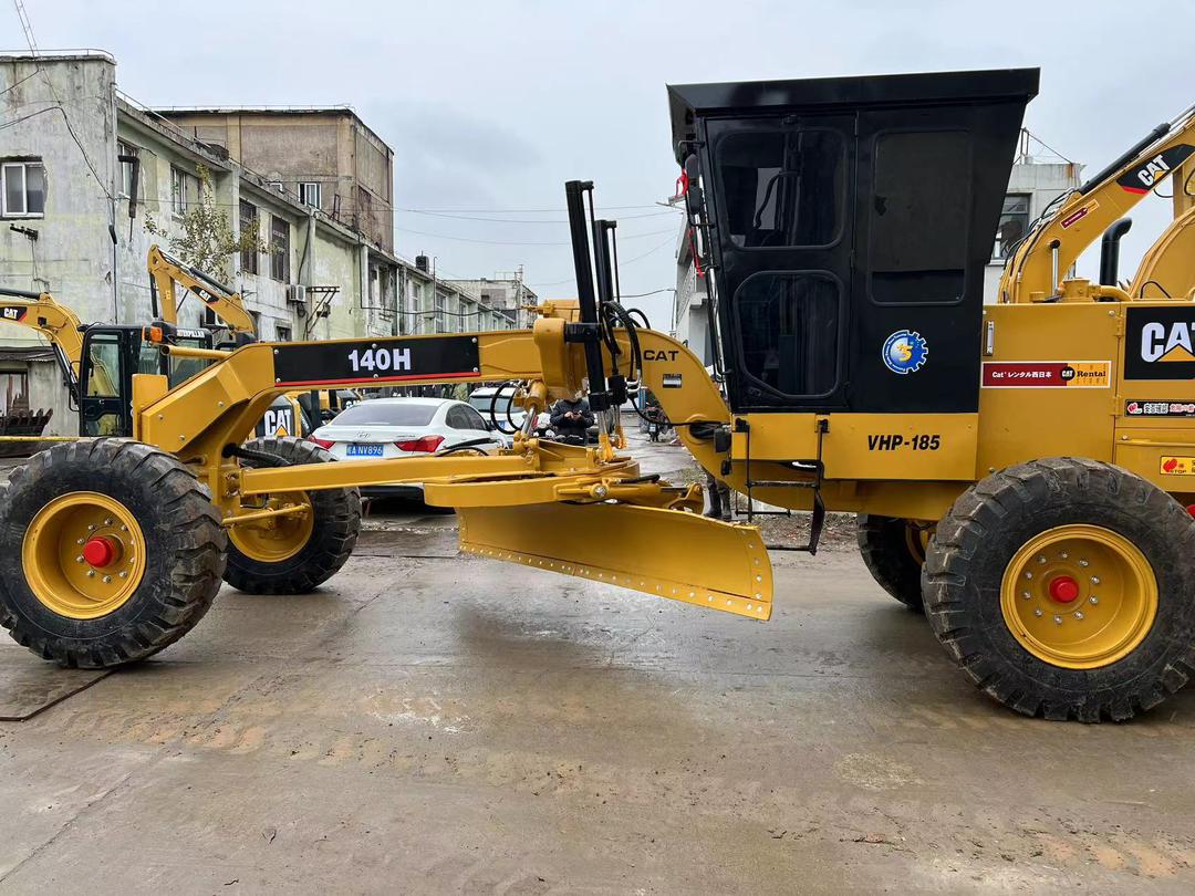 CATERPILLAR 140H Motor Grader – Serial No: APM03288. (Originally Manufactured in USA) -Year: 2007.
