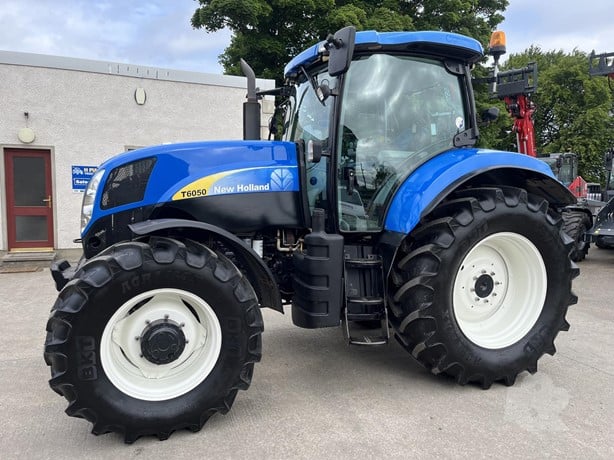 *2022 NEW HOLLAND T6050 PLUS 4 x 4 FARM TRACTOR*
